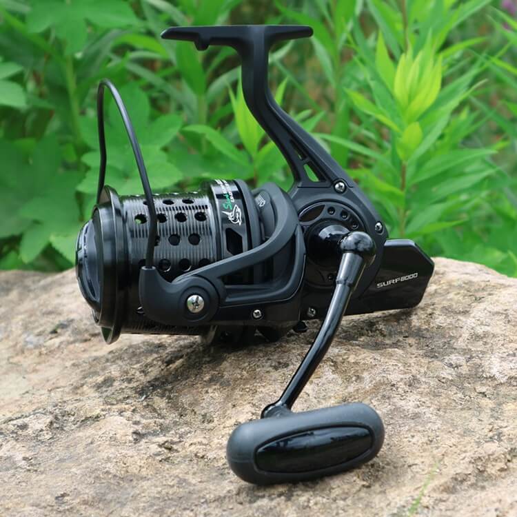 black saltwater spinning fishing reels